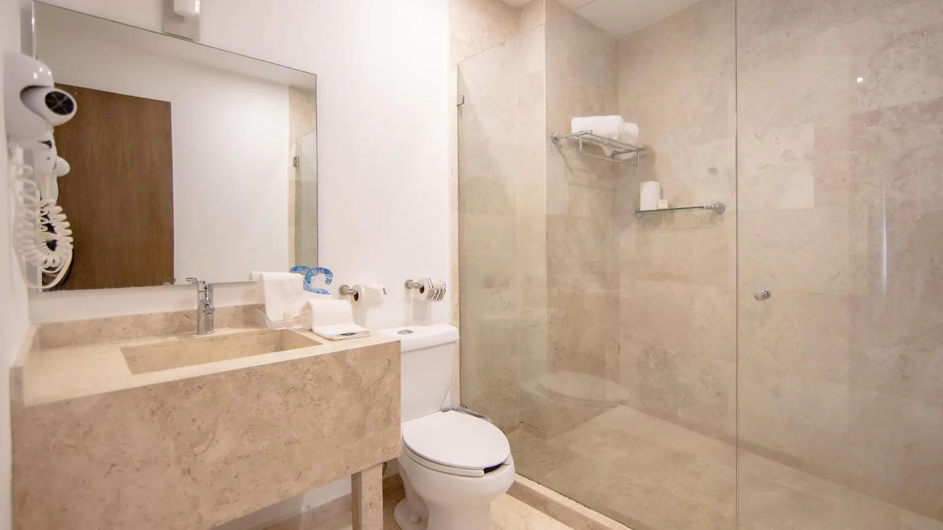 **** Hotel Comfort Inn Queretaro Tecnologico Mexico